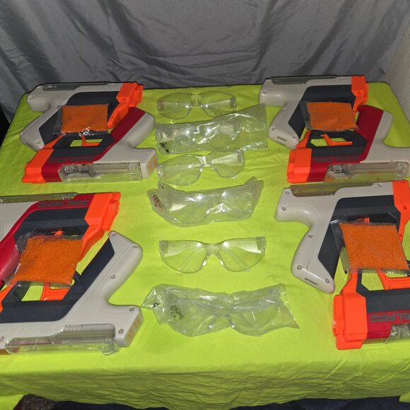 Nerf Pro Gelfire Dual Wield Pack, 2 Blasters, 5000 Gelfire Rounds - Picture 9 of 13
